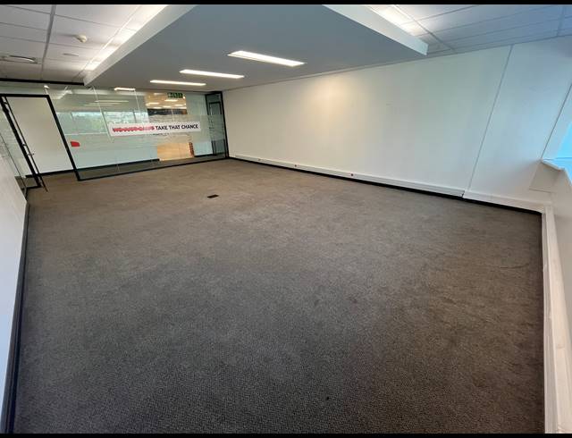950M² OFFICE TO LET IN CAPE TOWN CITY CENTRE